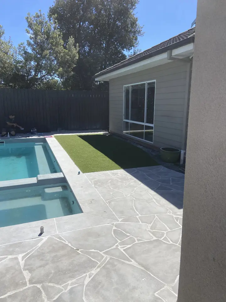 Aspendale: Crazy paving & pool surround (finished), photo 3 of 3