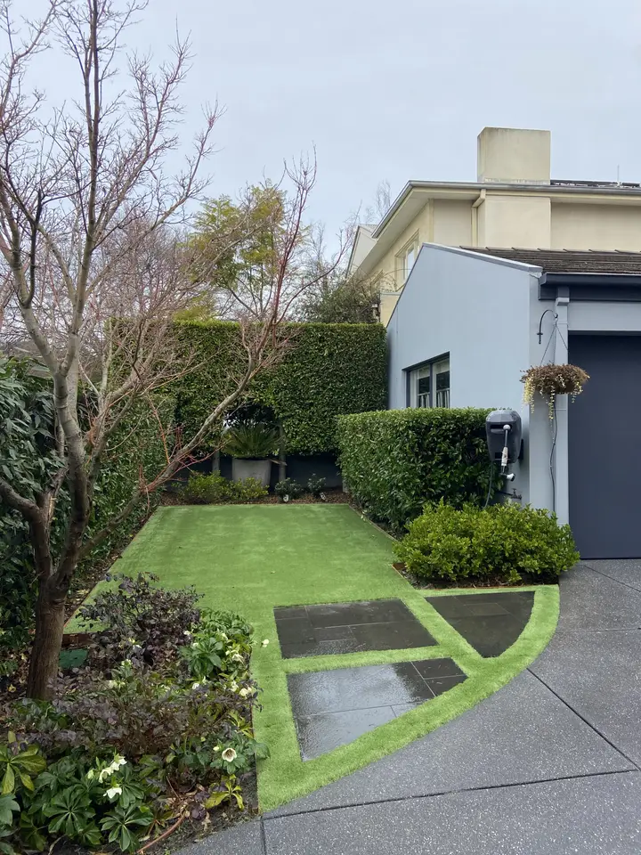 Highett: Turf and paving edge (finished), photo 3 of 3